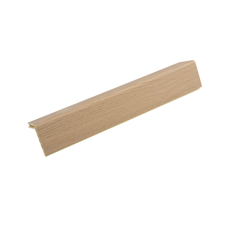 Dekorativ vægprofil, der er nem at installere