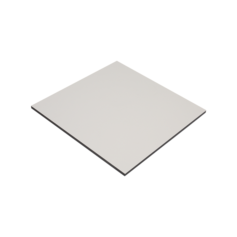 Slagfast korrosionsbestandig træ-plast vægbeklædning